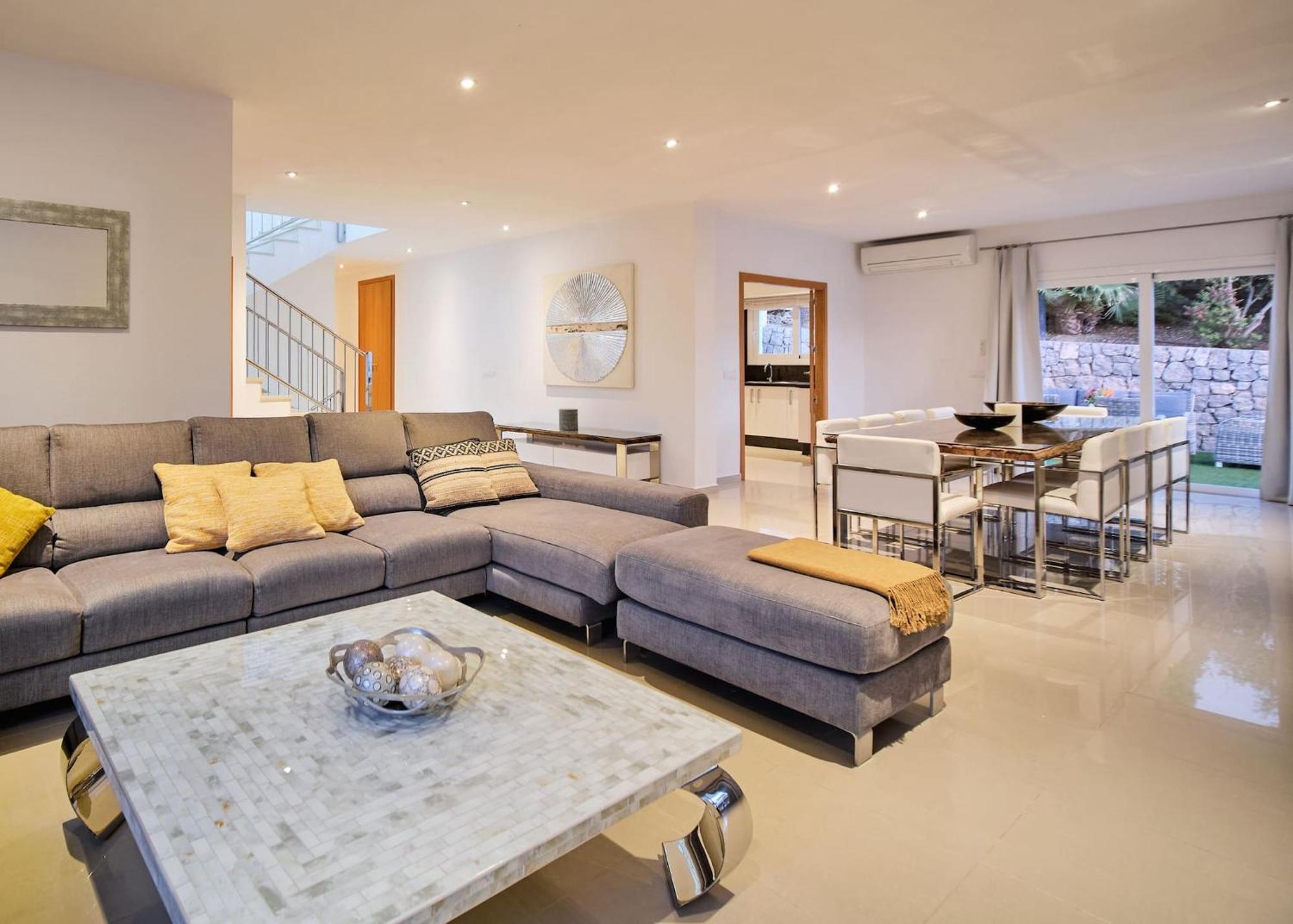 Villa Romeo 2Km From Ibiza Town And 1Km From Talamanca Beach Santa Eulária des Riu Exterior foto