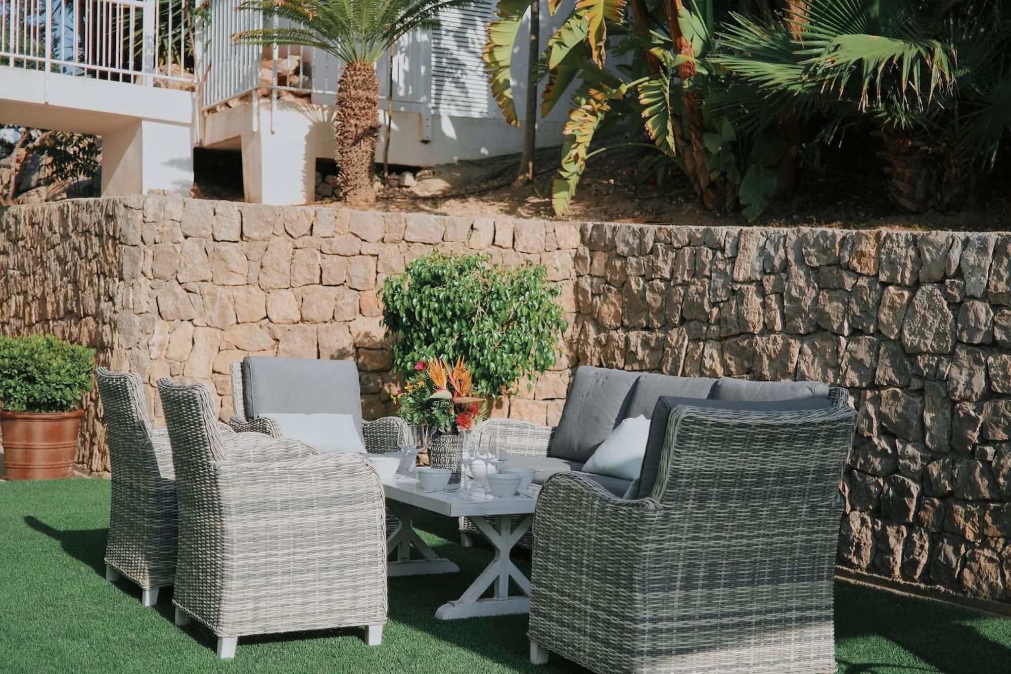 Villa Romeo 2Km From Ibiza Town And 1Km From Talamanca Beach Santa Eulária des Riu Exterior foto